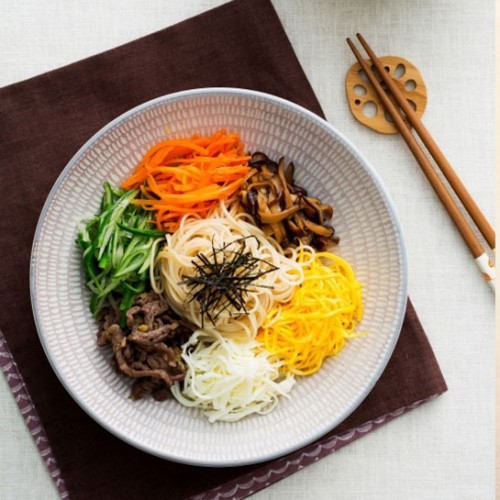 [집밥] 맛있는 국수를 호로록! '골동면'